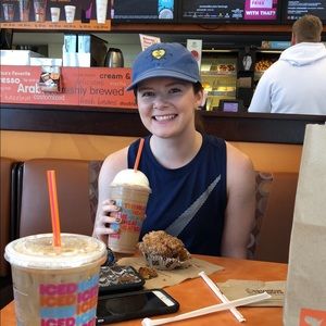 Meet your Posher, Alexis